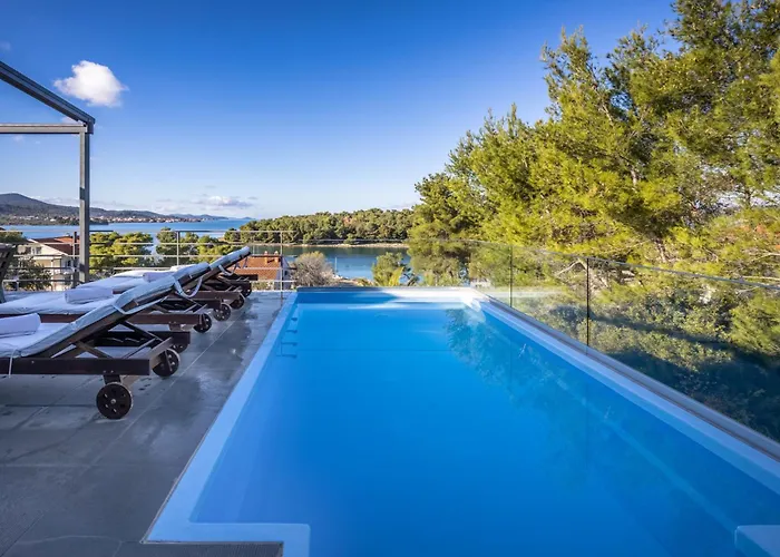 Bella By Tourist Adria Group *