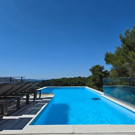 Bella By Tourist Adria Group