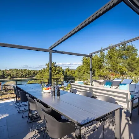 Villa Bella By Tourist Adria Group