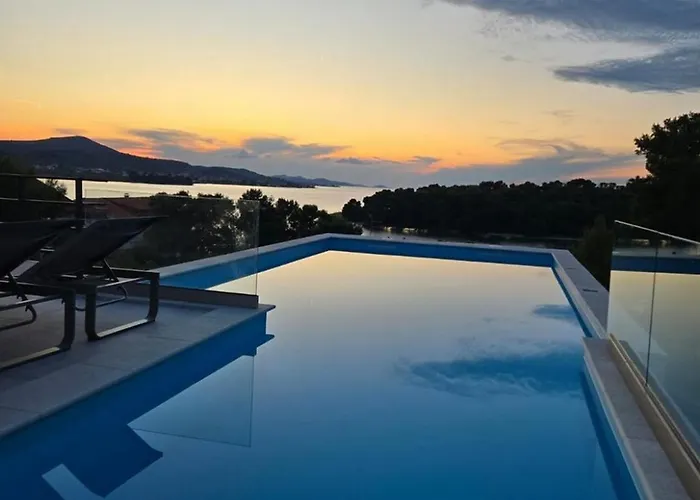 Bella By Tourist Adria Group *