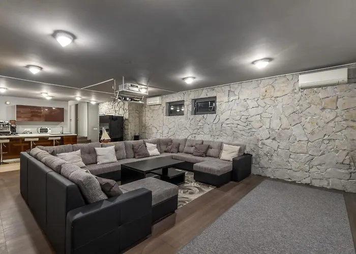 Bella By Tourist Adria Group * Mrljane